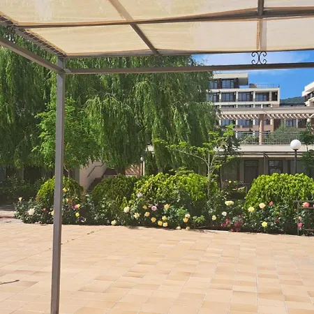 Appartamento Patrick's - Sorrento Sole Mare, Sveti Vlas